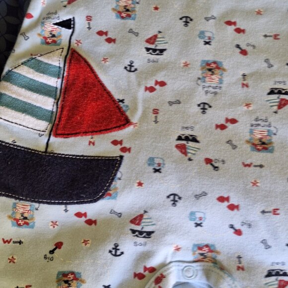 pirate pup one piece 6 to 9 months - Picture 2 of 5